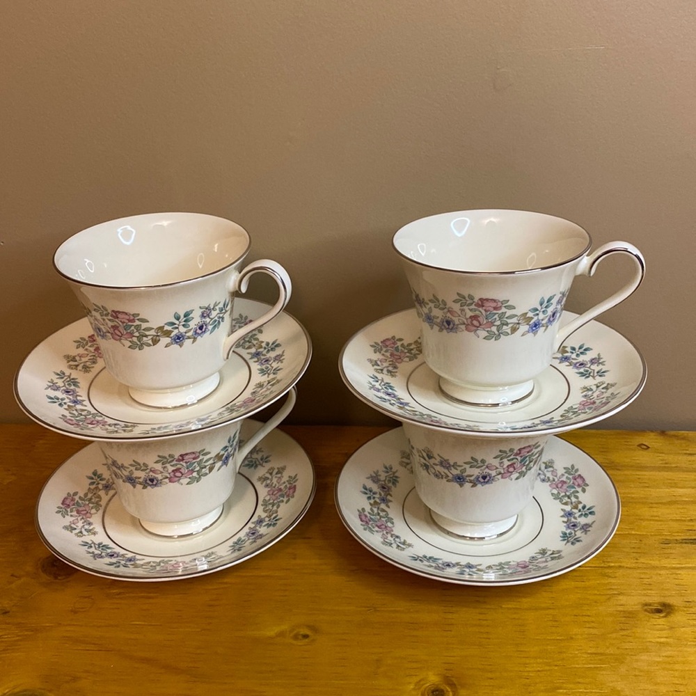 Royal Doulton Minton “Summer Song” Tea Cups and Saucers Set of 4